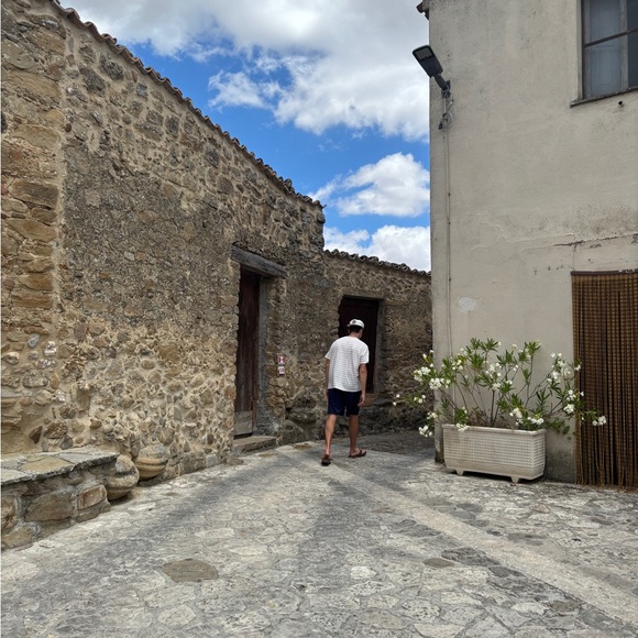 Meet your Posher, Paul - Picture 1 of 1